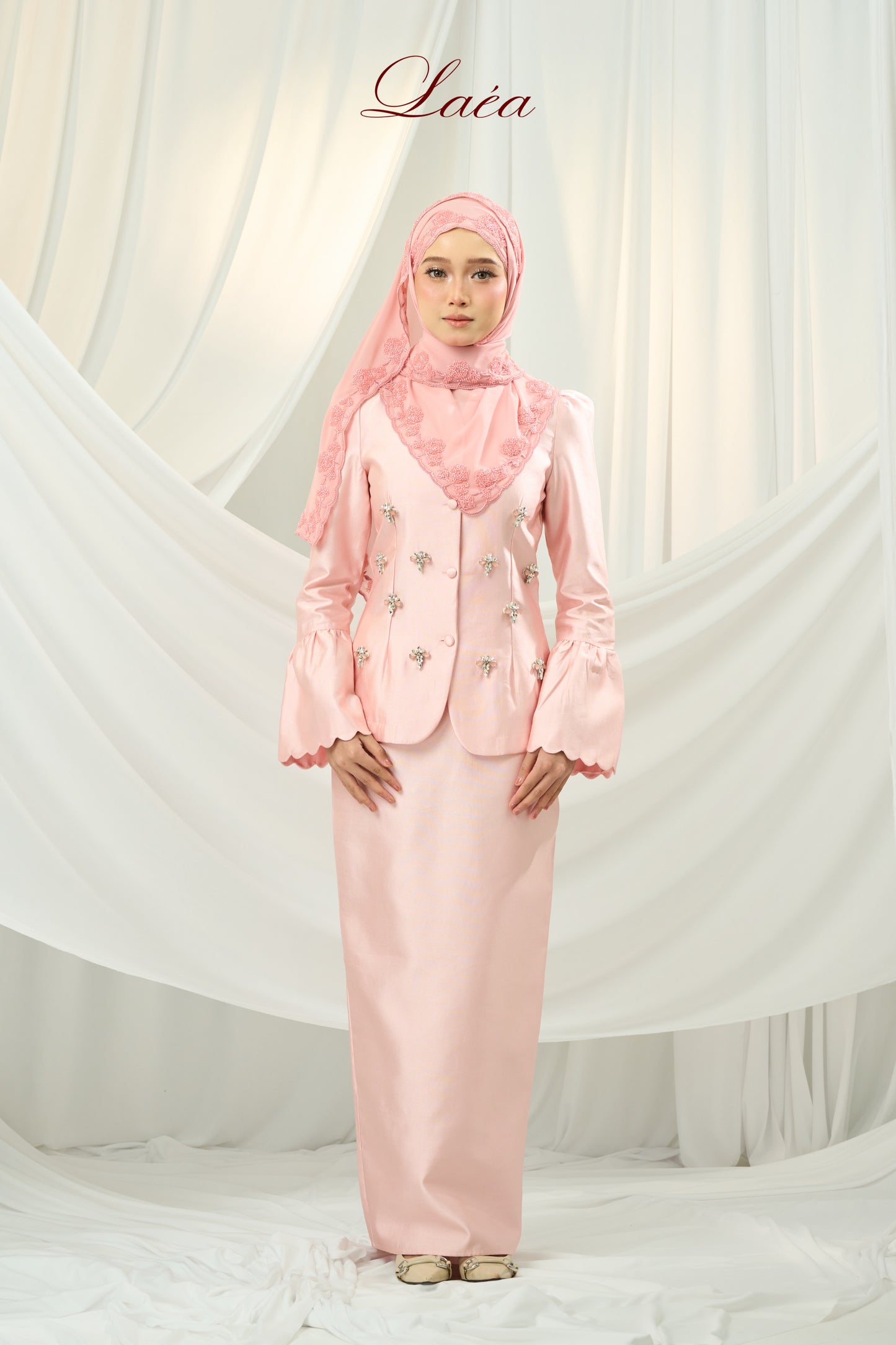 Leara Pink
