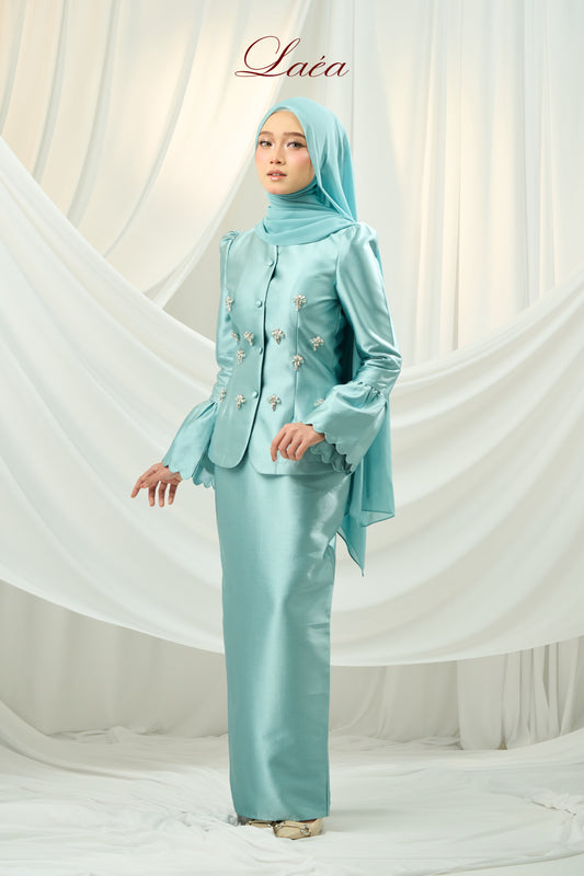 Leara Diamond Blue