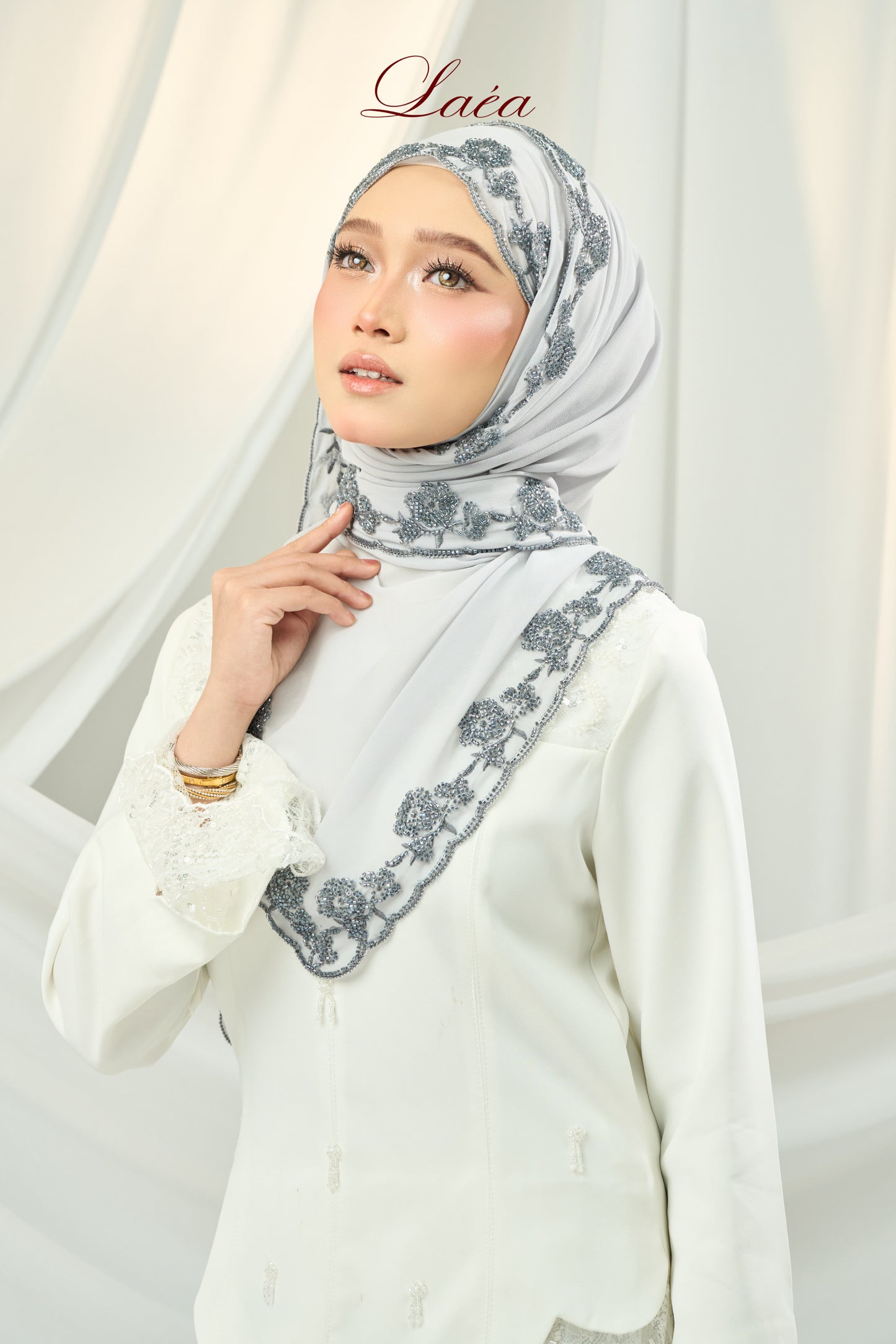 Laea Beaded Shawl in Light Grey